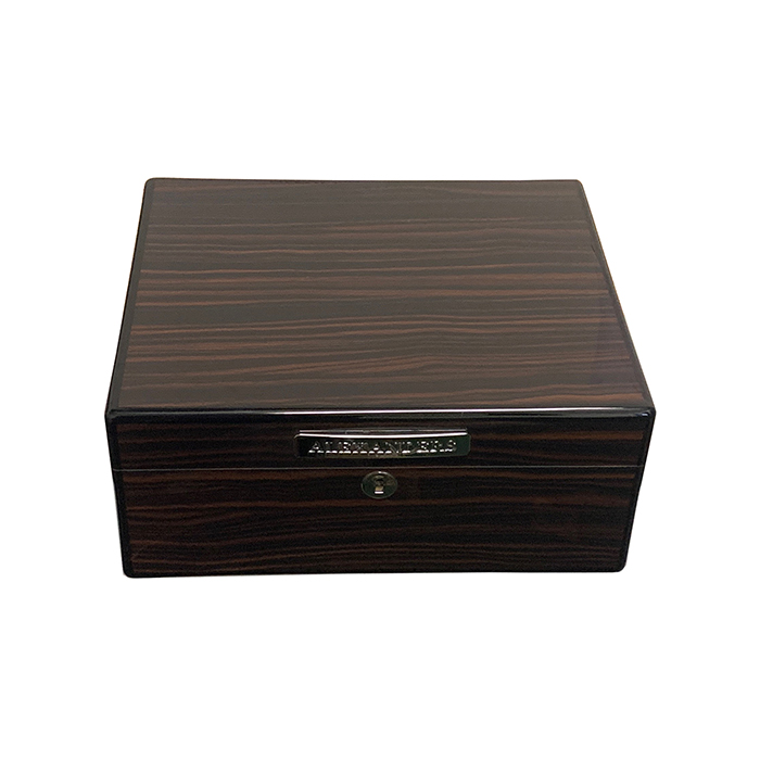 HM 810-026 Ebony Black Trim 50s HM 810-026 Ebony Black Trim 50s